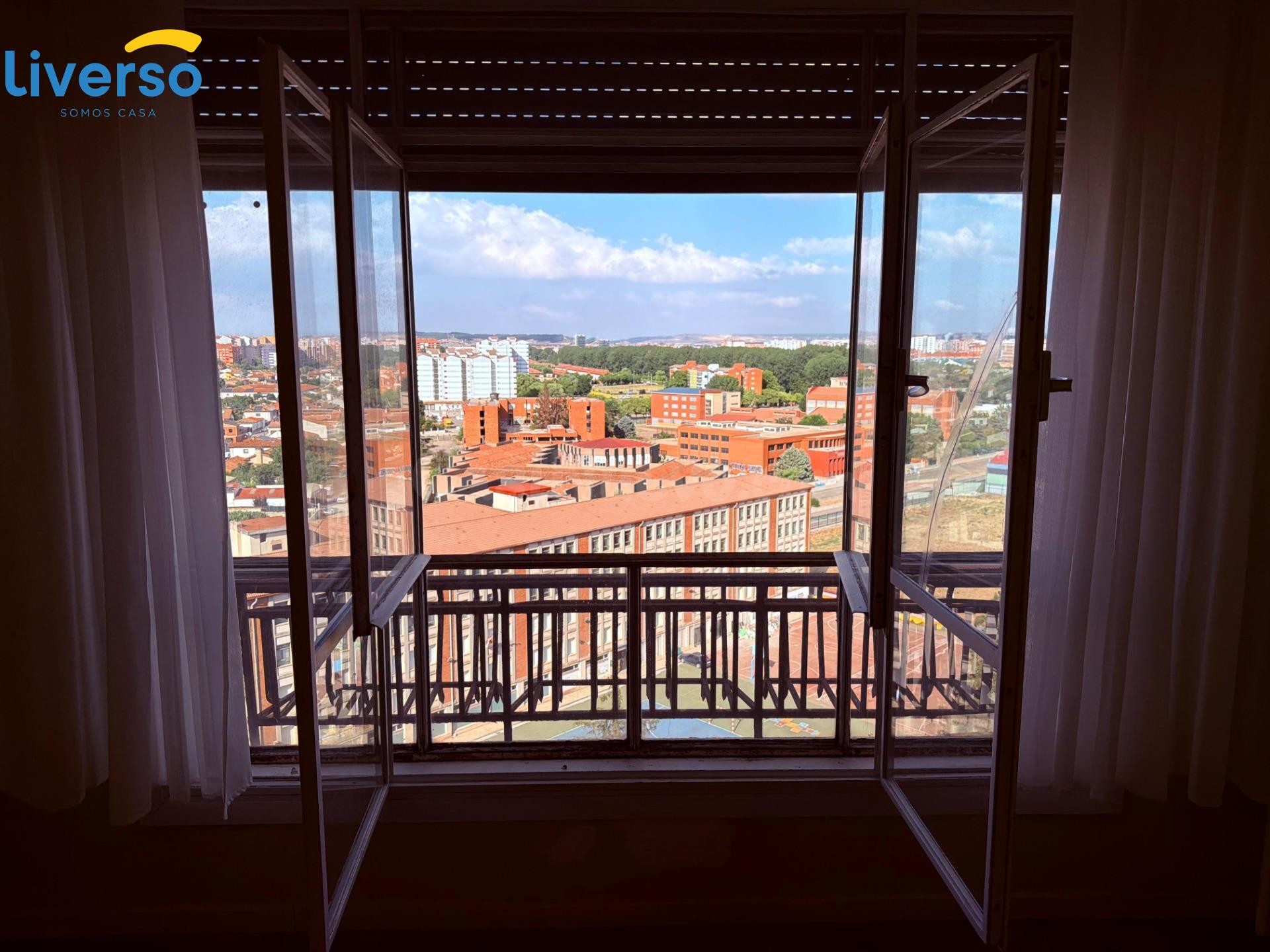 Piso de 5 habitaciones en pleno centro de Burgos | Ideal par - foto 3