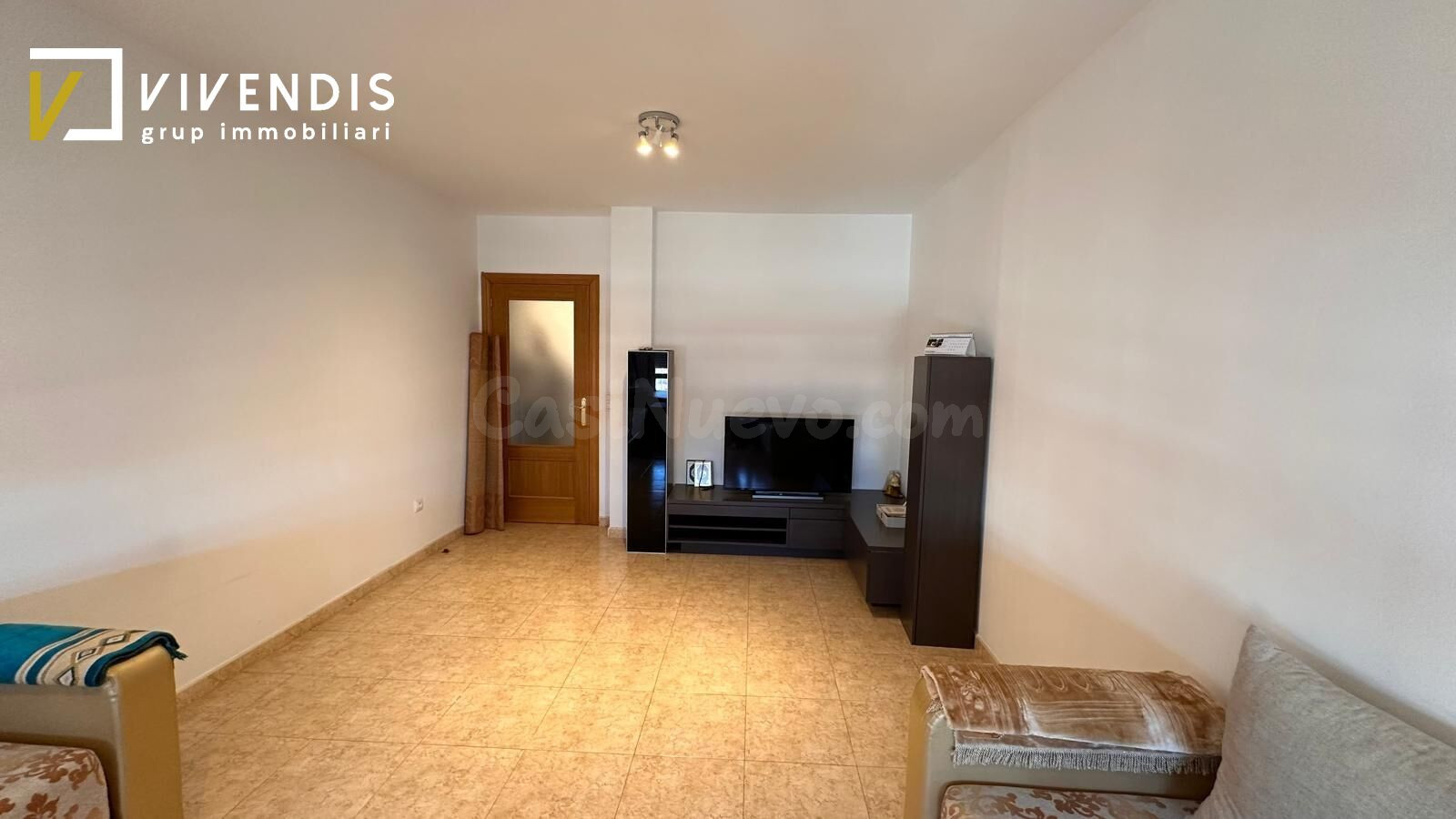 PISO EN VENTA - LINYOLA - foto 4