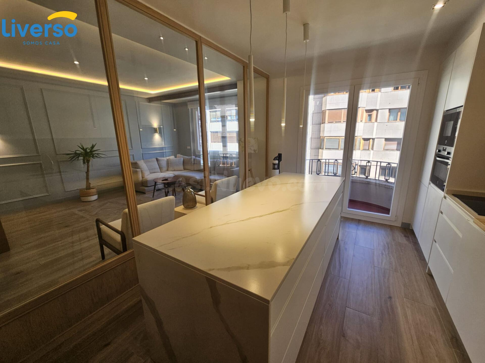 SE ALQUILA PRECIOSO PISO DE LUJO EN EL CENTRO DE BURGOS!!! - foto 4