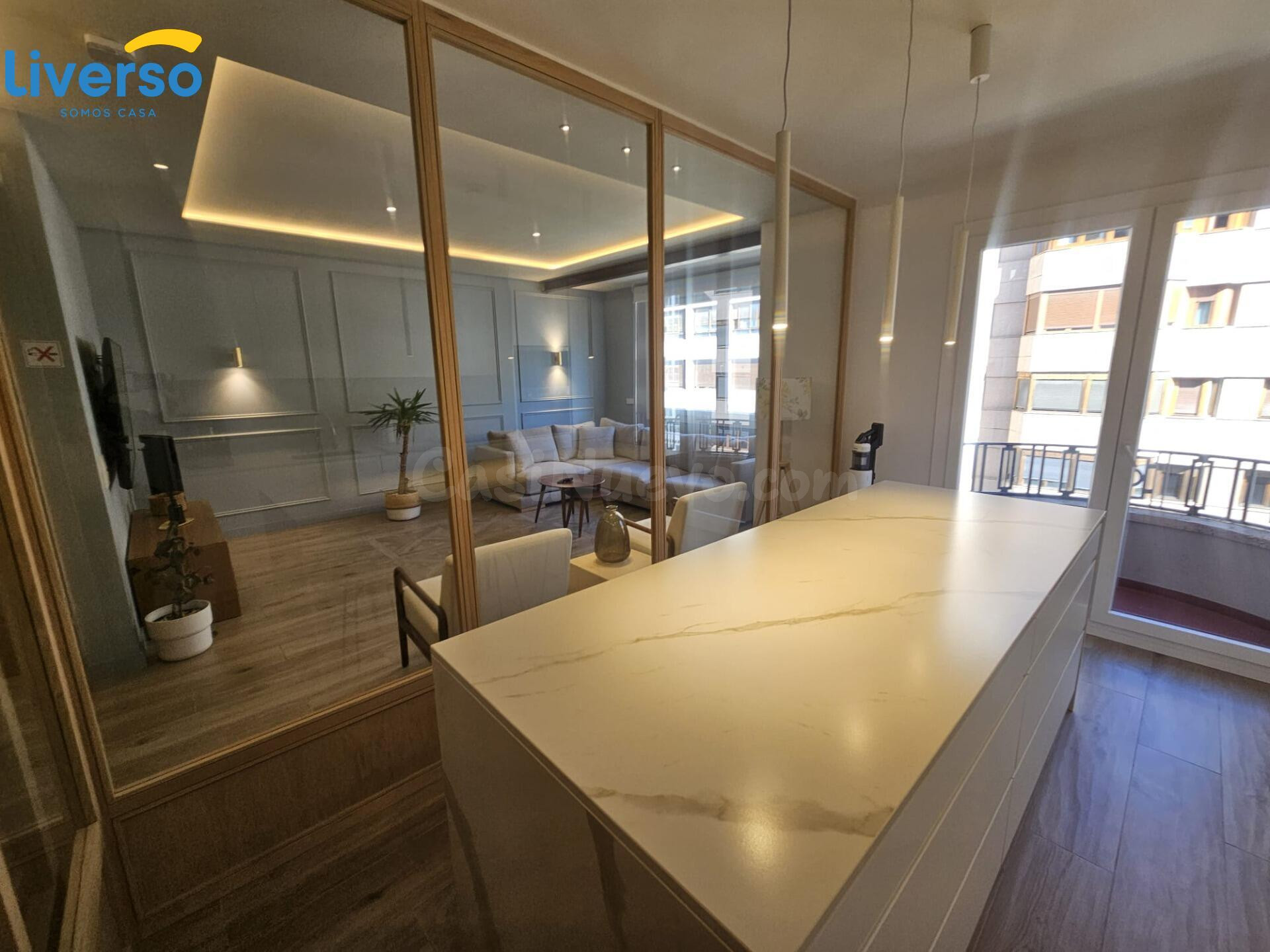 SE ALQUILA PRECIOSO PISO DE LUJO EN EL CENTRO DE BURGOS!!! - foto 5