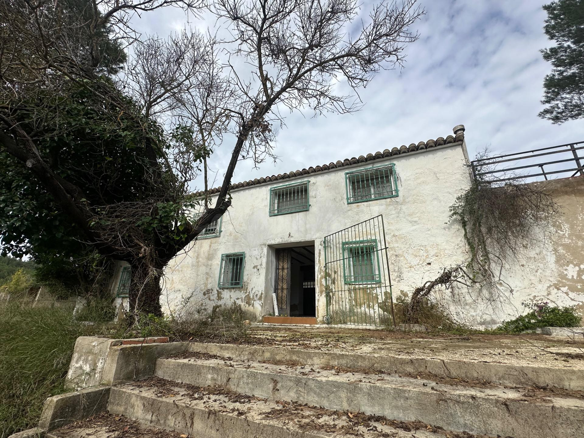 Disponible finca rústica con 2 viviendas