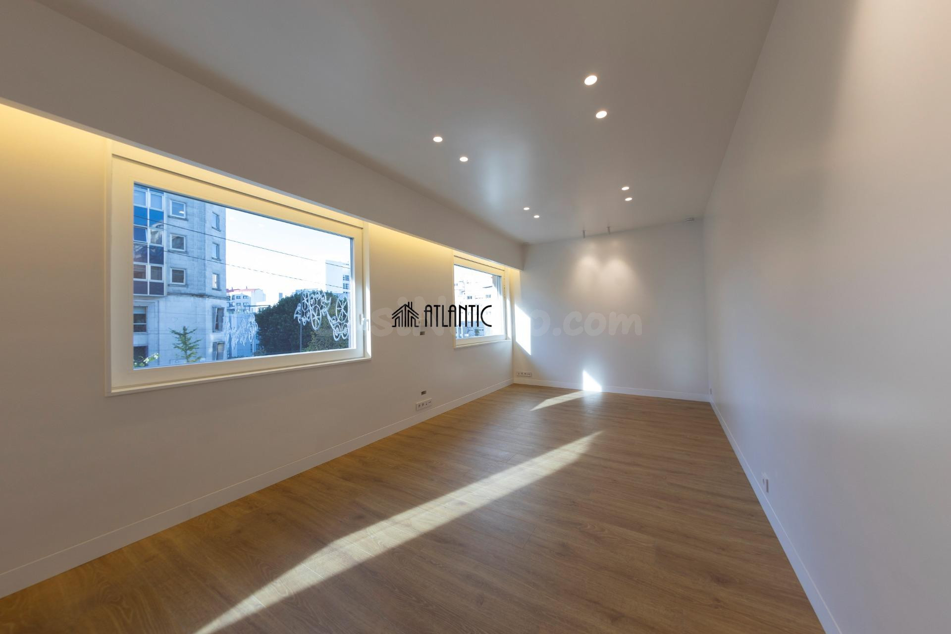 Piso 3 habitaciones 153m² en venta - Corte Inglés
