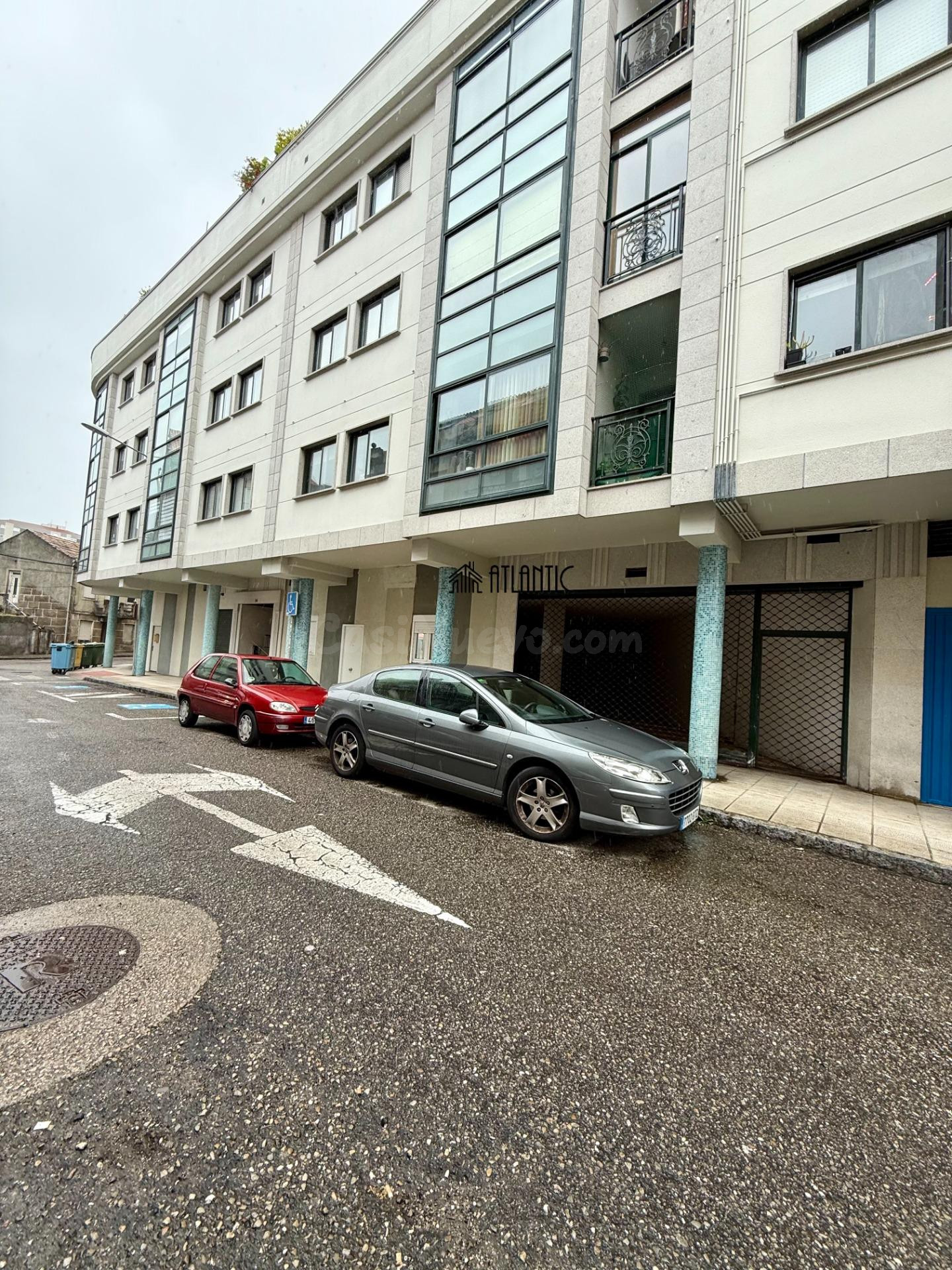 Local comercial 179m² en venta - Teis