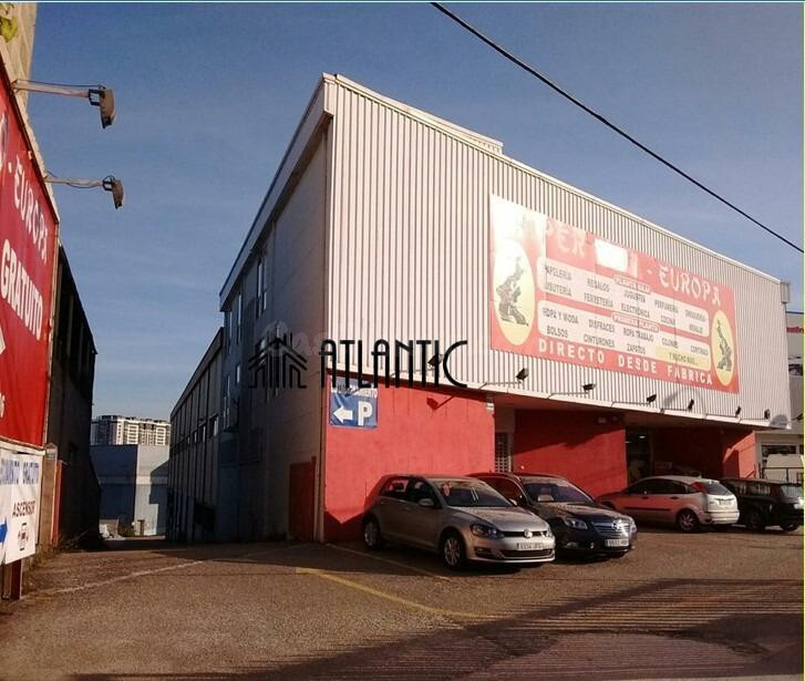 Nave industrial 806m² en venta - Comesaña - Matamá