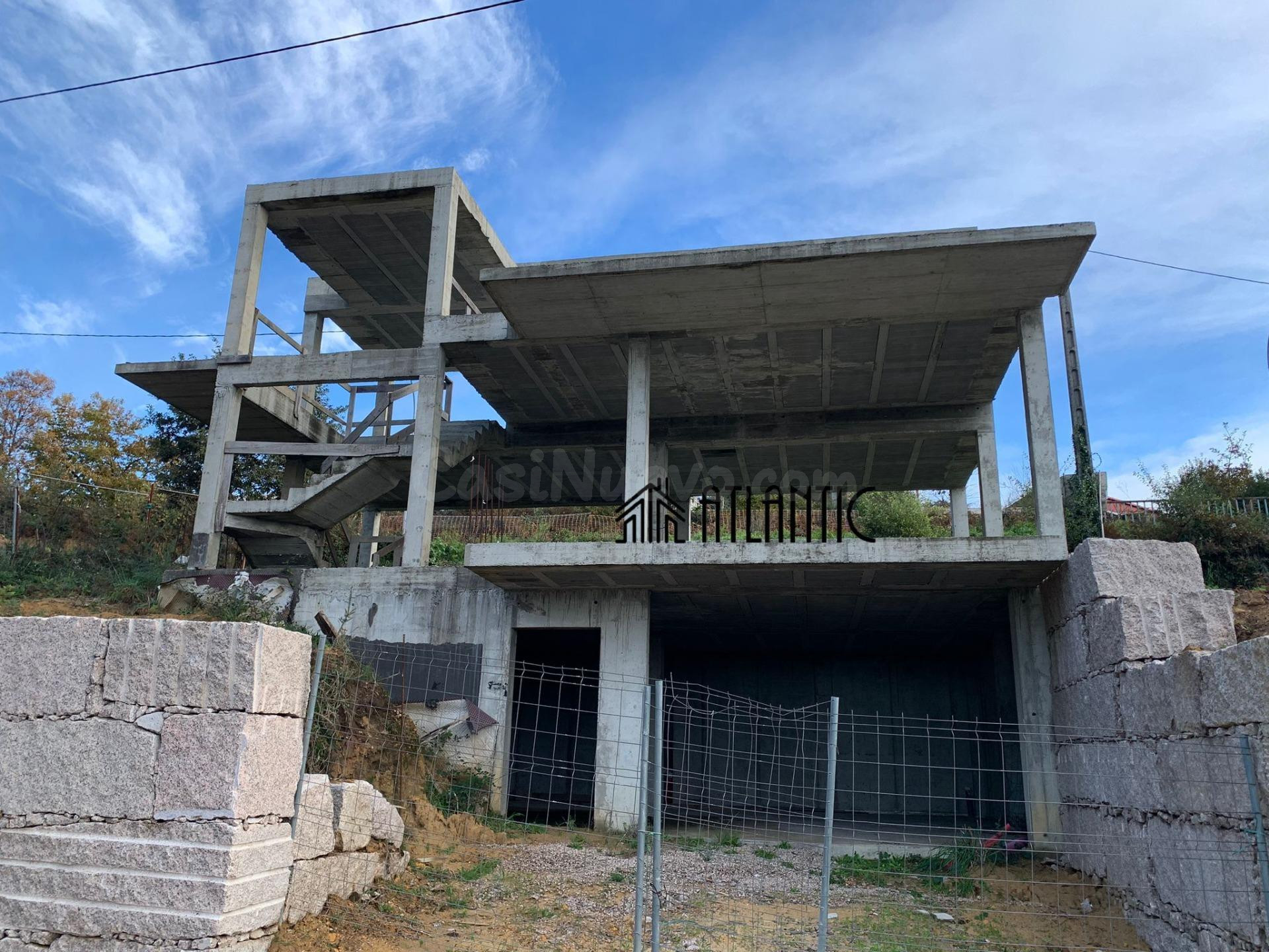 Casa 256m² en venta - Peinador