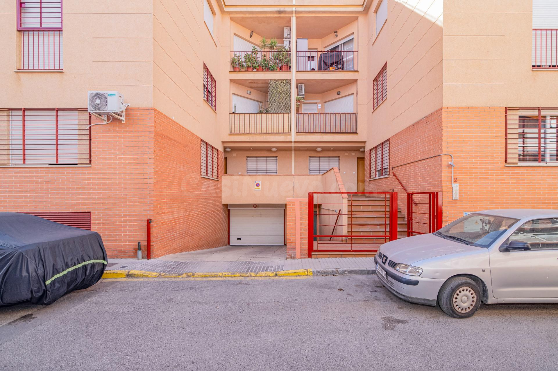 PISO CON GARAJE JUNTO PARADA METRO