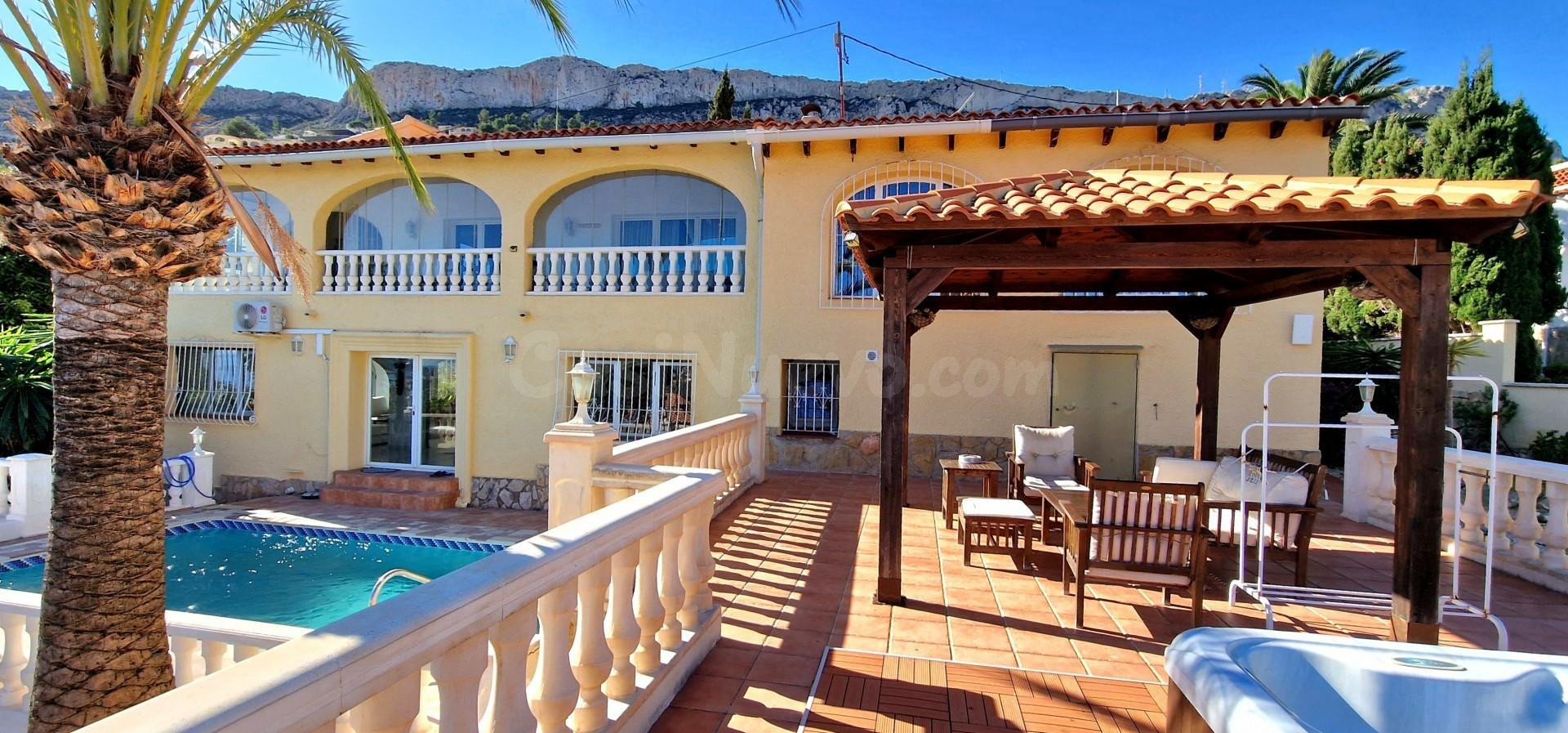 Villa con vistas espectaculares en Maryvilla, Calpe