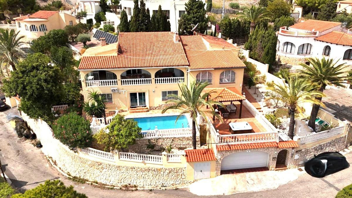 Villa con vistas espectaculares en Maryvilla, Calpe - foto 3