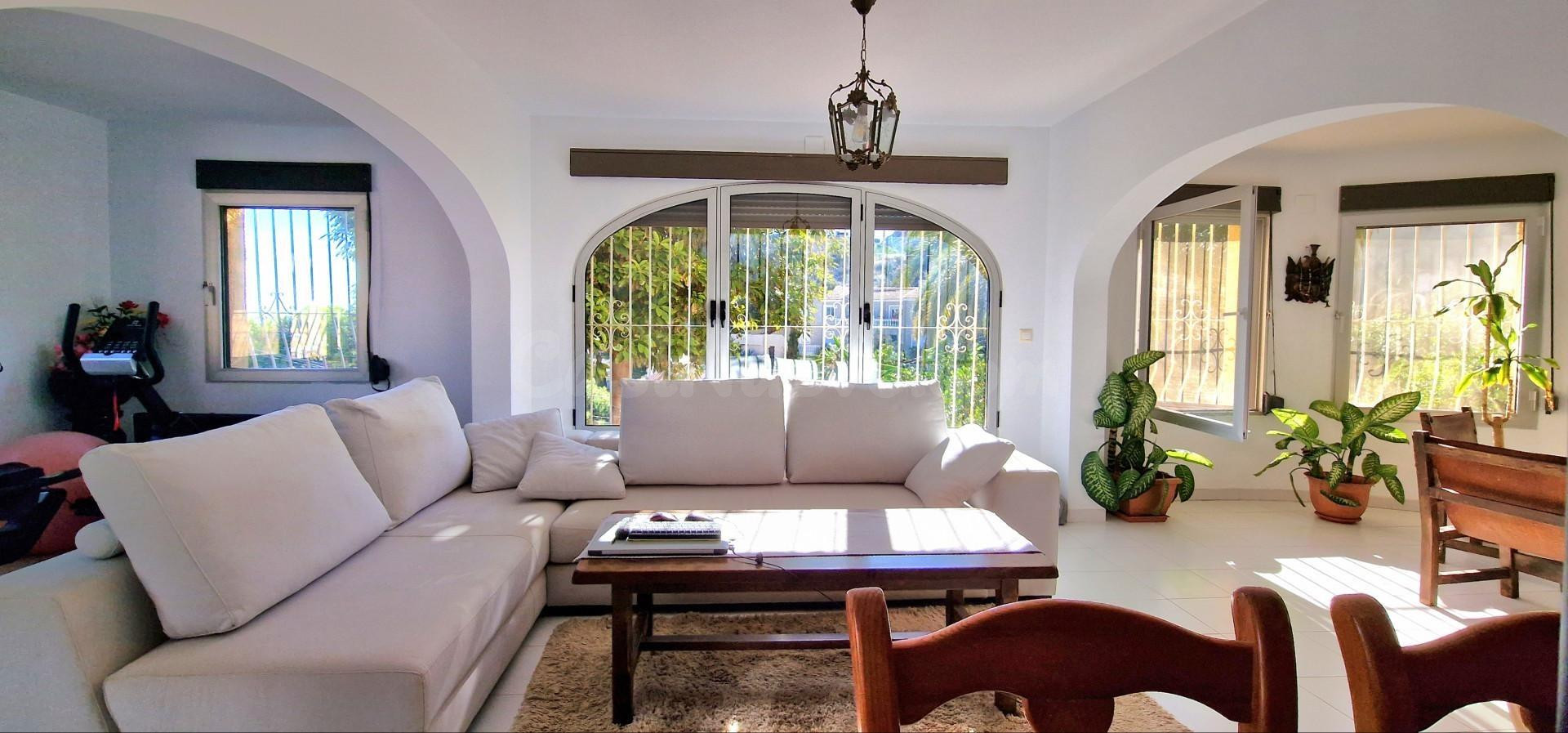 Villa con vistas espectaculares en Maryvilla, Calpe - foto 5
