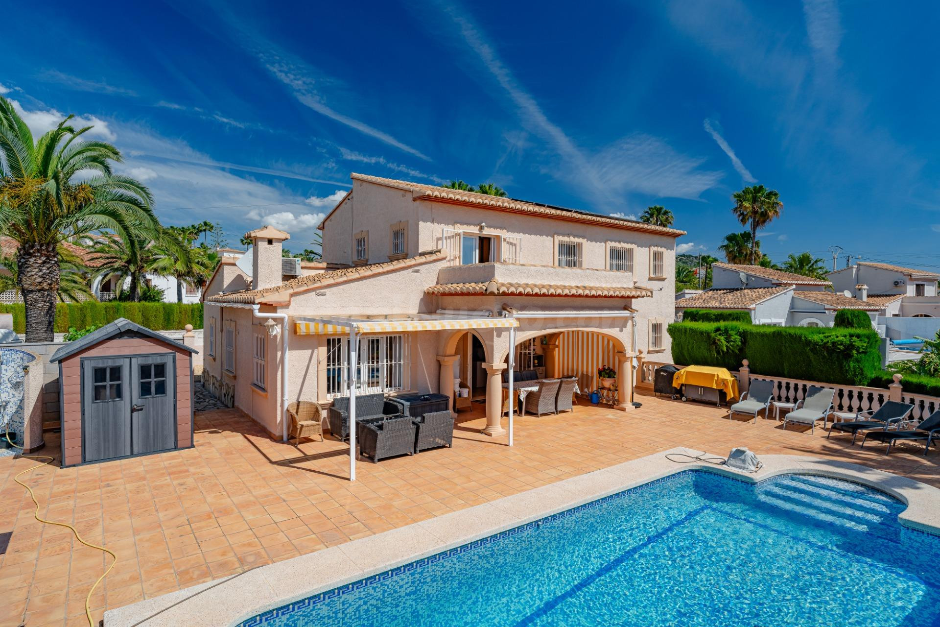 Exclusiva villa reformada con vistas al Peñón d’Ifach, Calpe