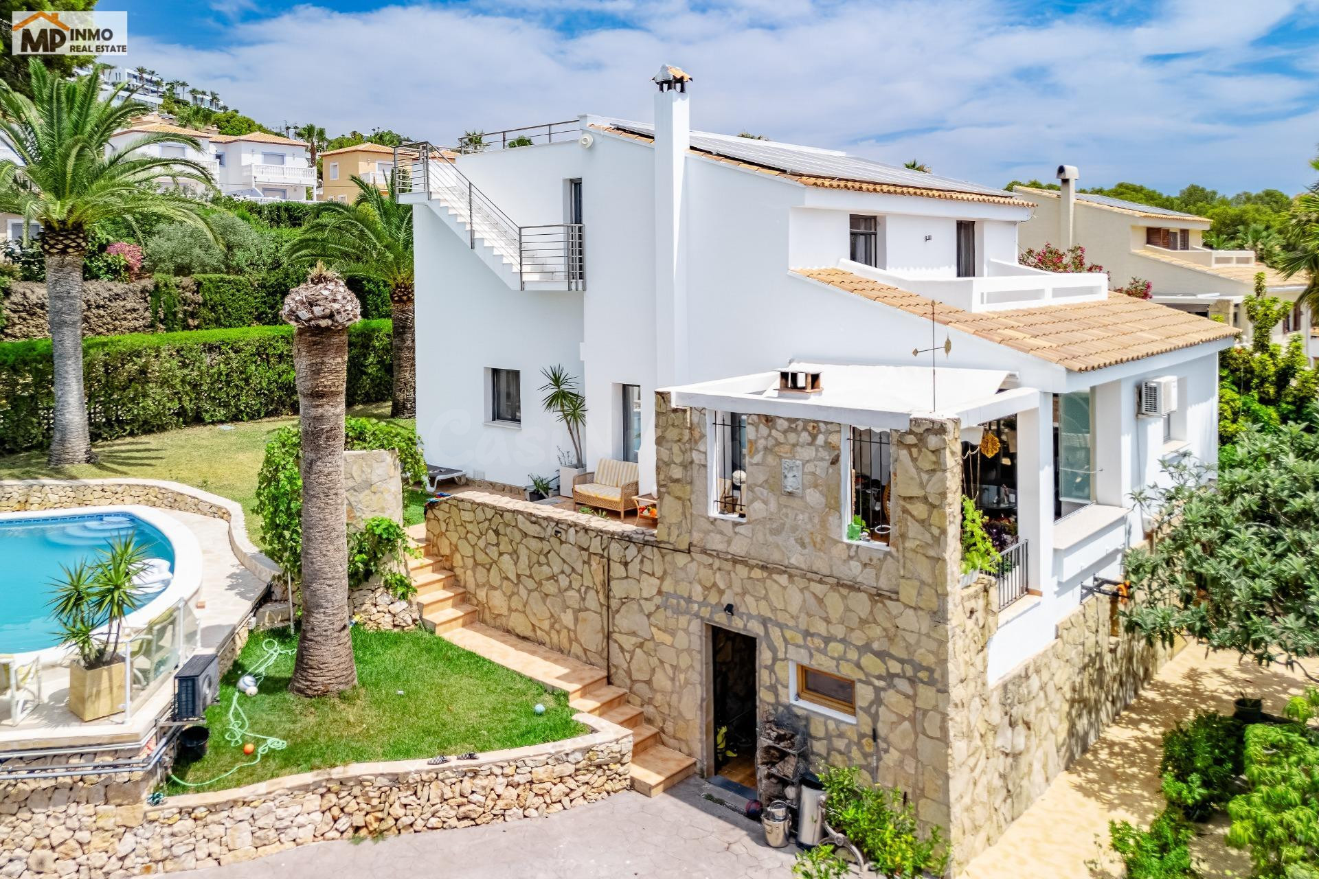 Preciosa villa mediterránea reformada con vistas al mar en Gran Sol