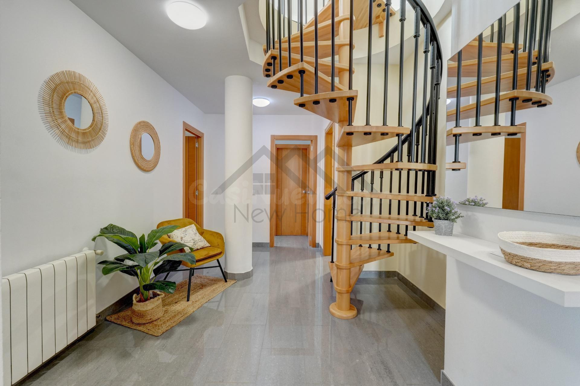 ✨ Ático dúplex esquinero con espectacular terraza y vistas abiertas