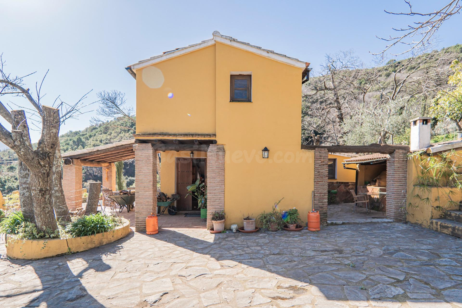 EXCLUSIVA FINCA EN PARAJE NATURAL DE JUBRIQUE - foto 4