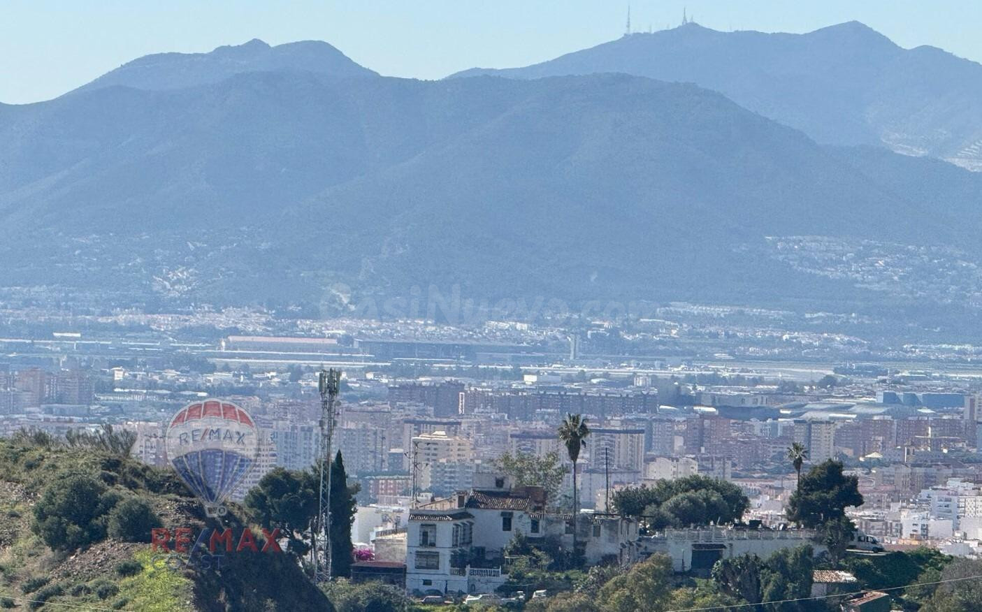 TERRENO URBANO , VISTAS AL MAR , A 5 MINUTOS DE MALAGA CENTR - foto 3