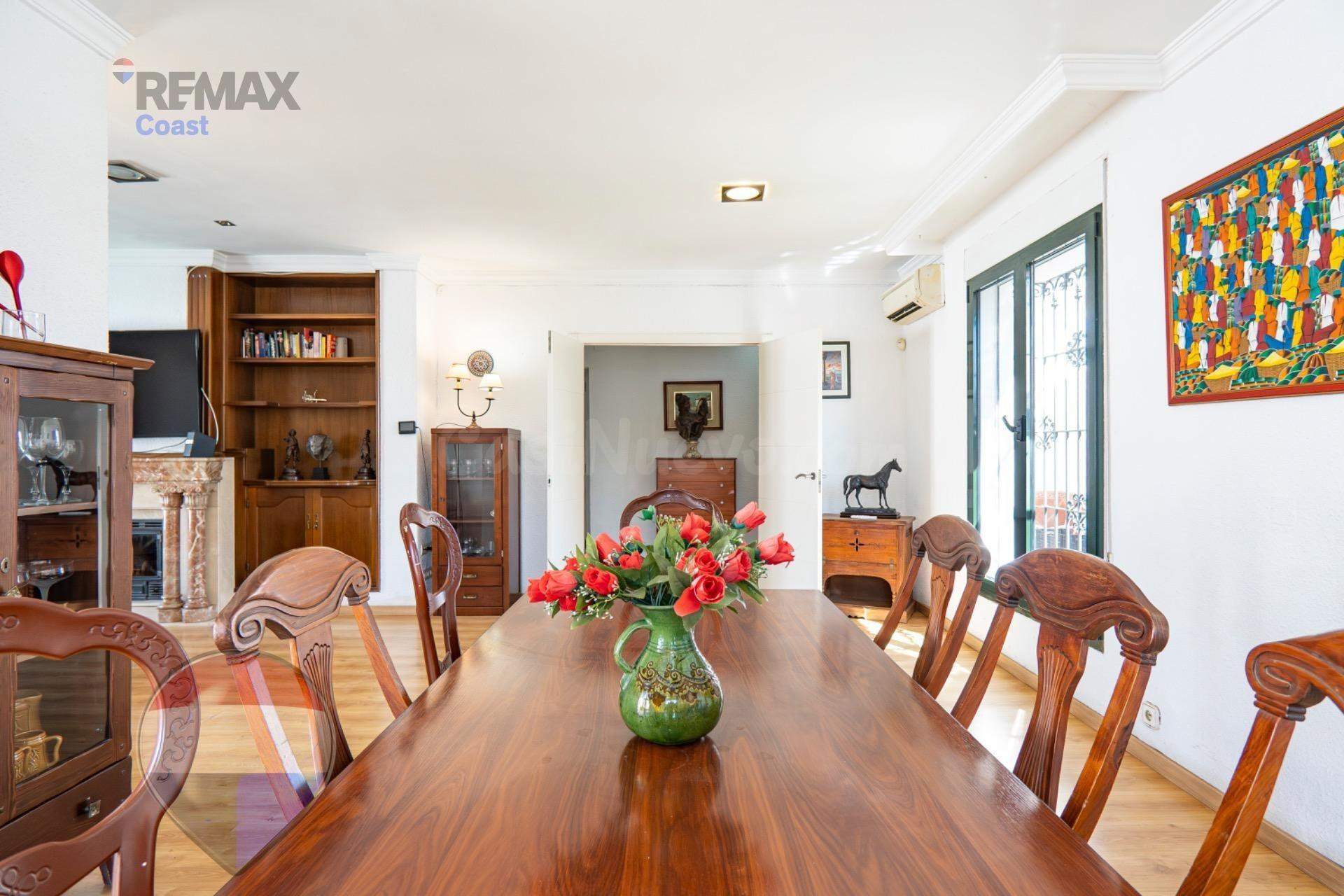 Magnífico chalet con piscina y licencia turística en Rincón  - foto 5