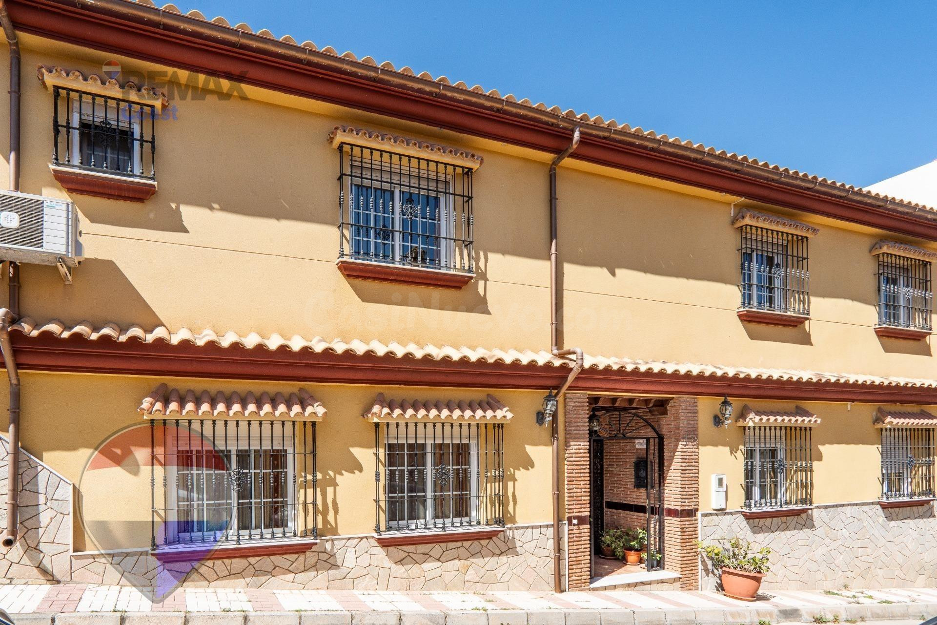 CHALET EN VENTA EN LOS ALMENDRALES