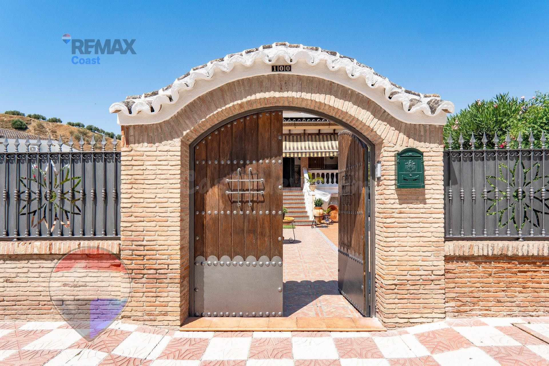 Gran casa andaluza con piscina, 11 habitaciones y amplias es - foto 3