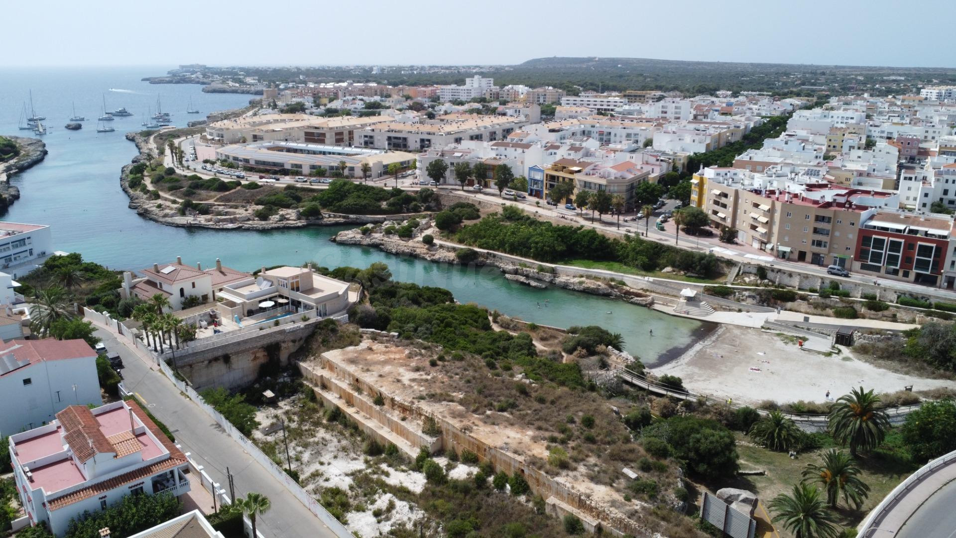 OL28 - Solar en Ciutadella con Licencia de obra activa y proyecto de obra