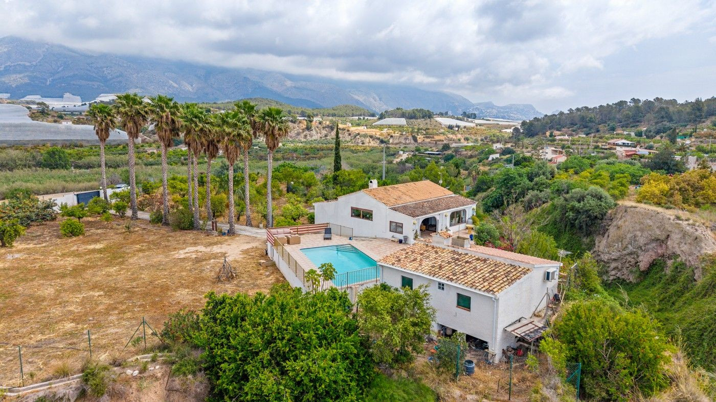 Casa de campo 4 habitaciones 220m² en venta - El Tossal-Bello Horizonte