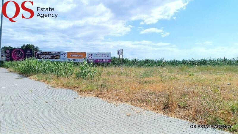 Parcela en polígono industrial de Palafolls