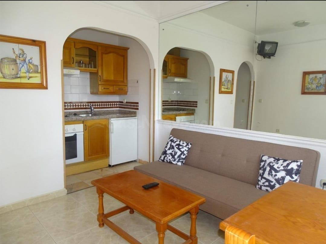 ESTUDIO EN SEGUNDA LINEA EN TORREMOLINOS