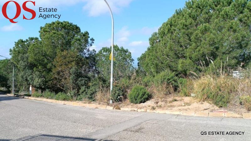 Terreno urbano en la urbanización Aiguaviva Park, Lloret de Mar