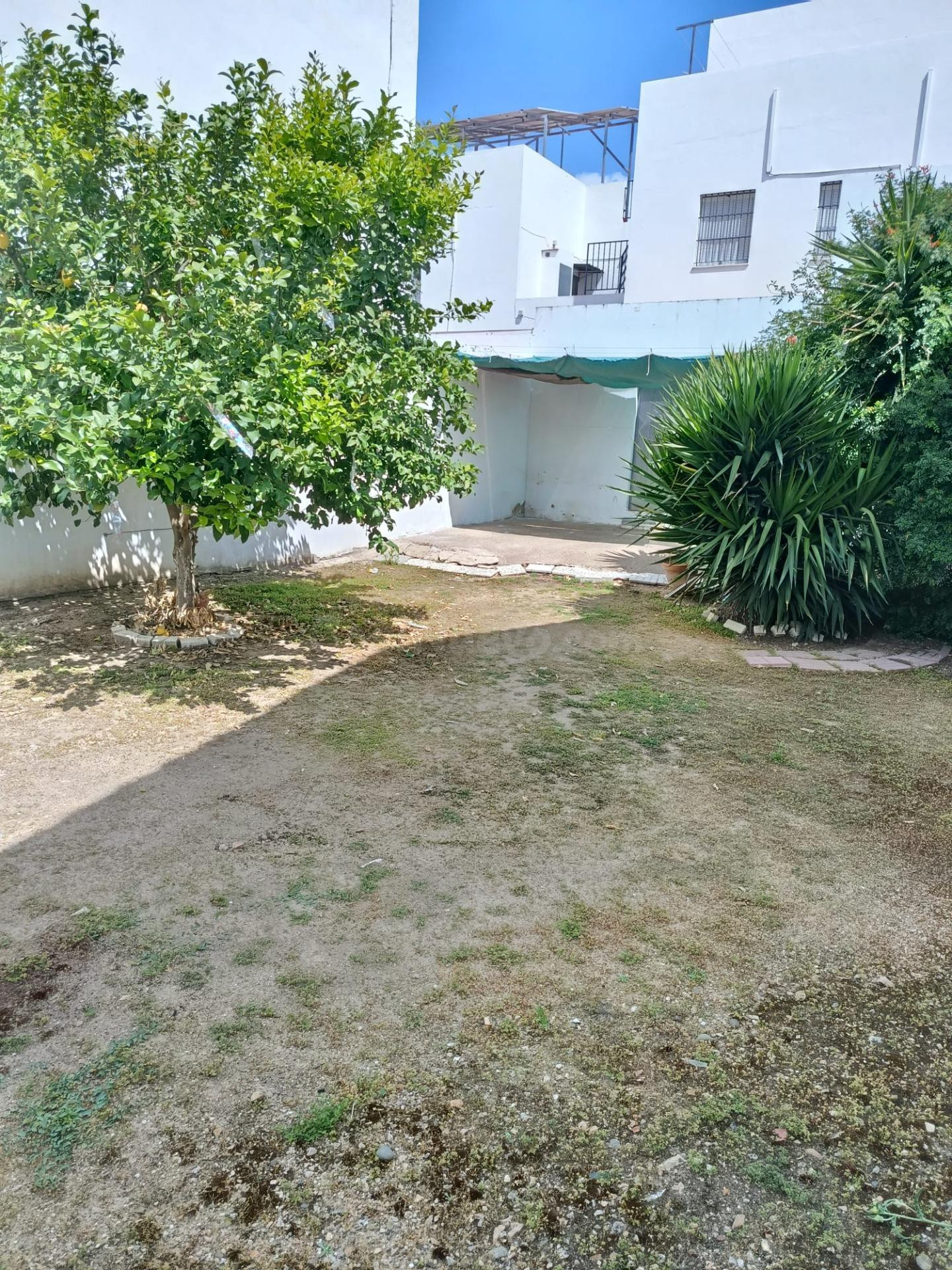 Solar urbano de 121 m2 en Alcalá del Río (Sevilla) para construir la vivienda que siempre has querido