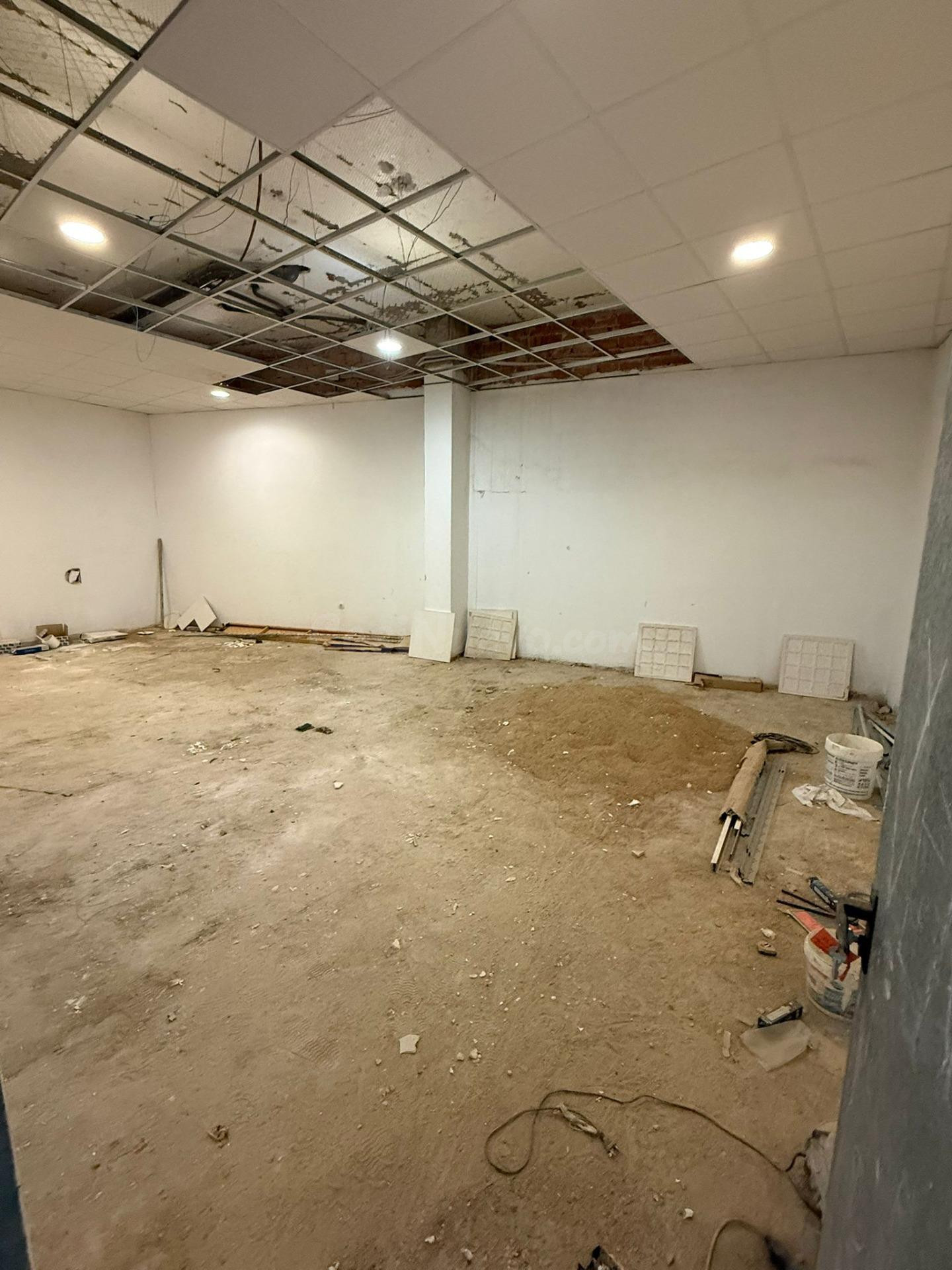 Local comercial en venta en Calle Real (BURGUILLOS)