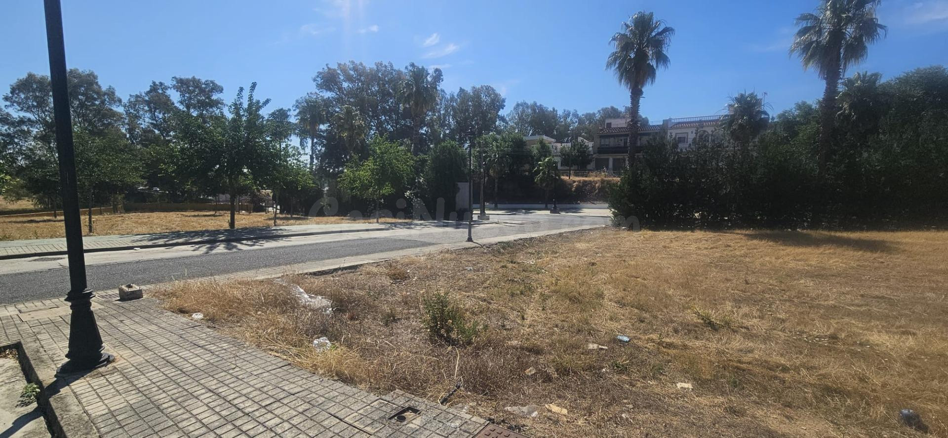 Guillena (Sevilla) | Terreno urbano de 100 m2, ideal para construir o invertir