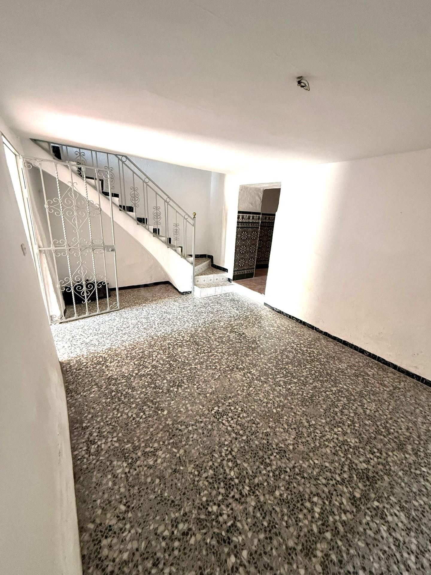Casa para reformar en Burguillos (Sevilla) con gran patio