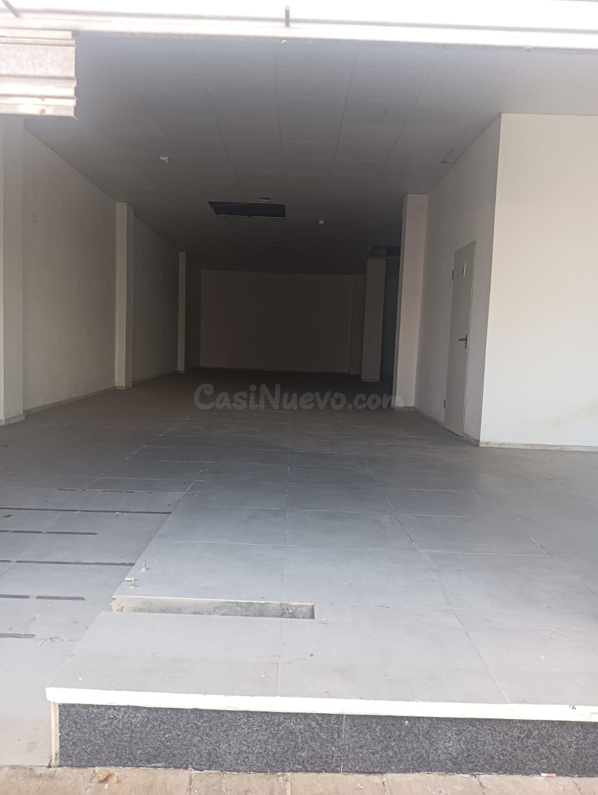 SE VENDE AMPLIO LOCAL COMERCIAL - foto 3