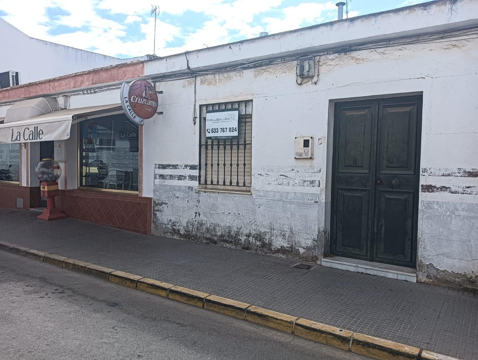SOLAR EN VENTA EN CALLE PINTA