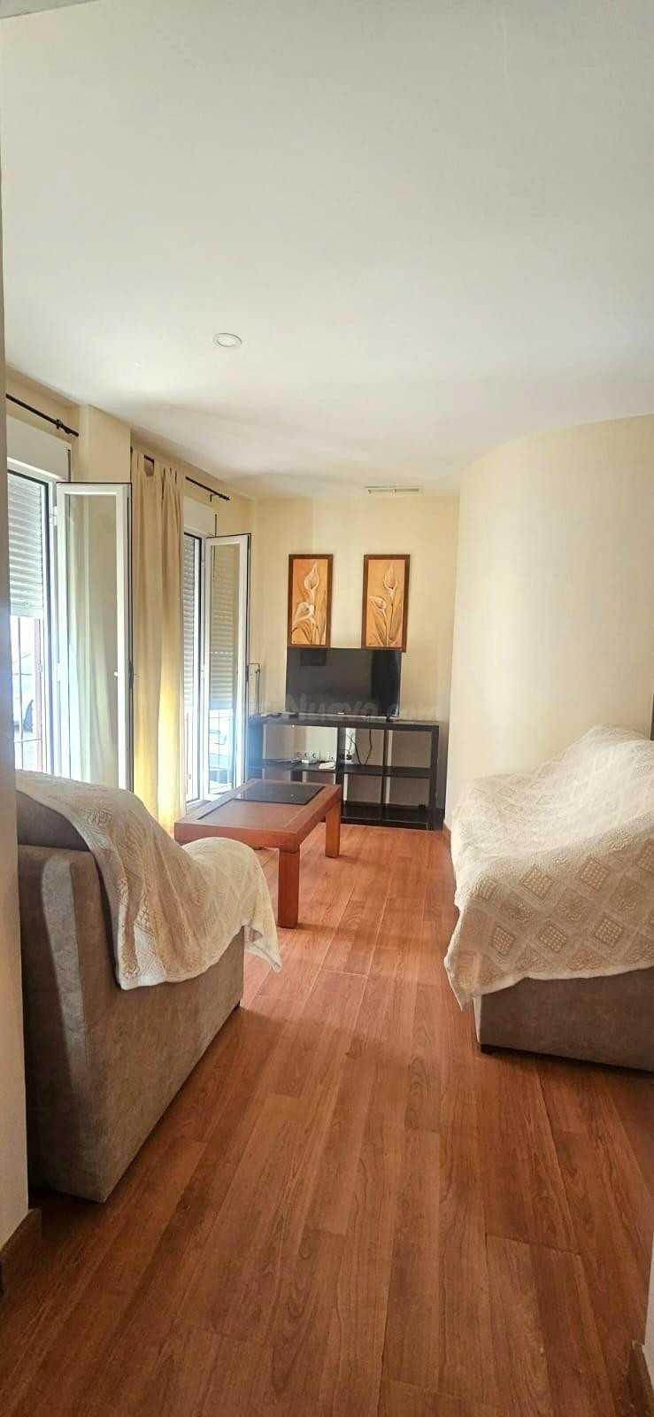 Vivienda en Las Pajanosas, Guillena | 3 habitaciones, 2 baños y azotea
