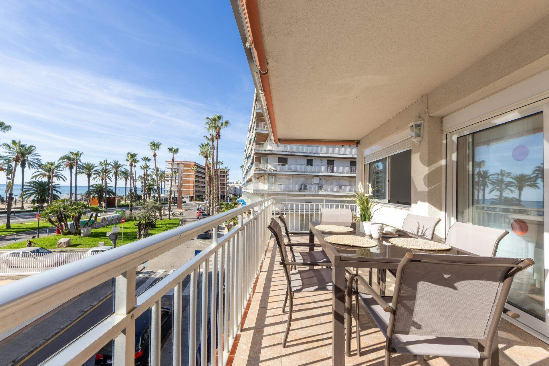 Magnifica vivienda en Salou a escasos metros de la playa con fantásticas vistas