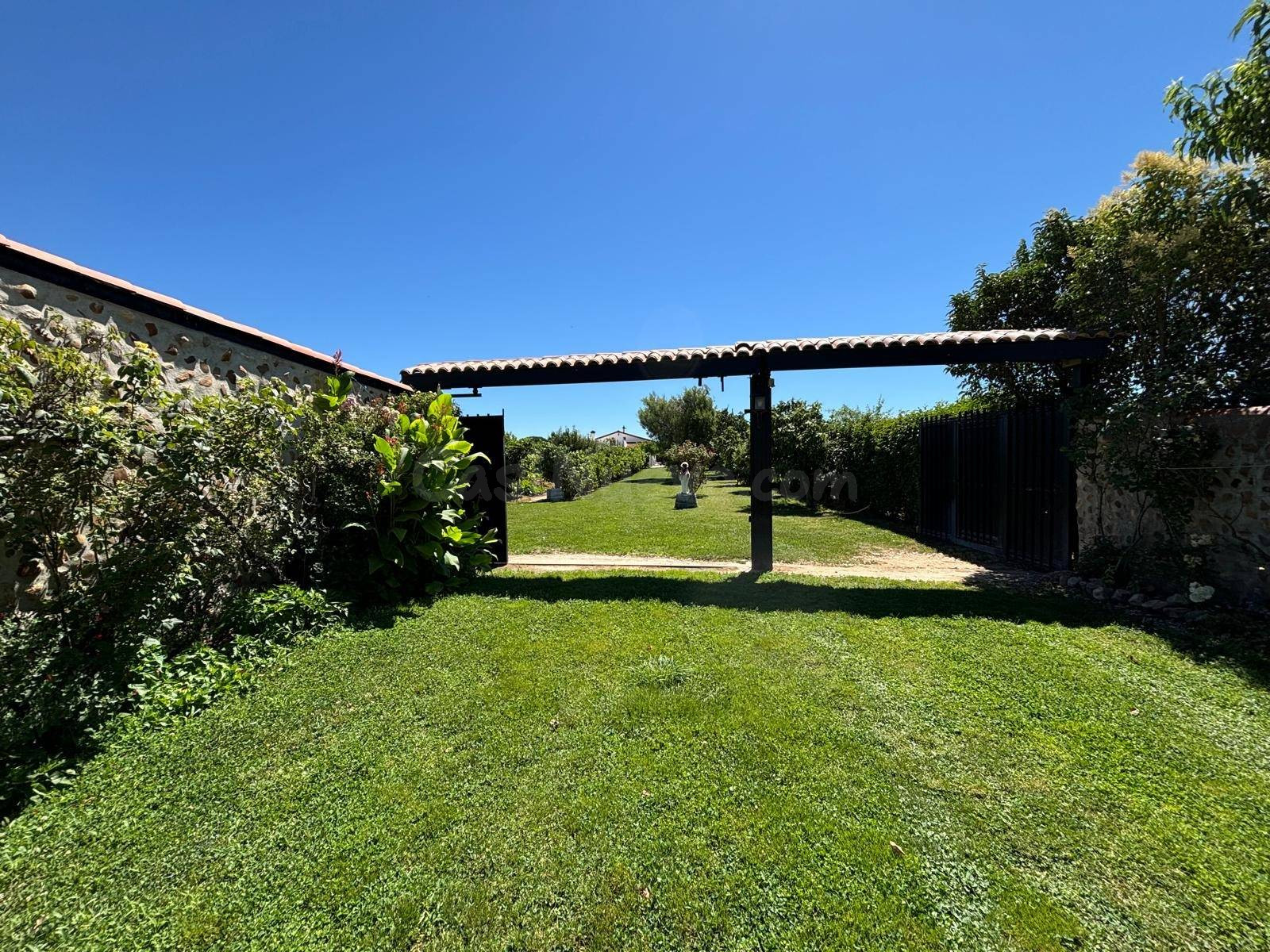 Chalet en venta en Fuente El Saz de Jarama - foto 2