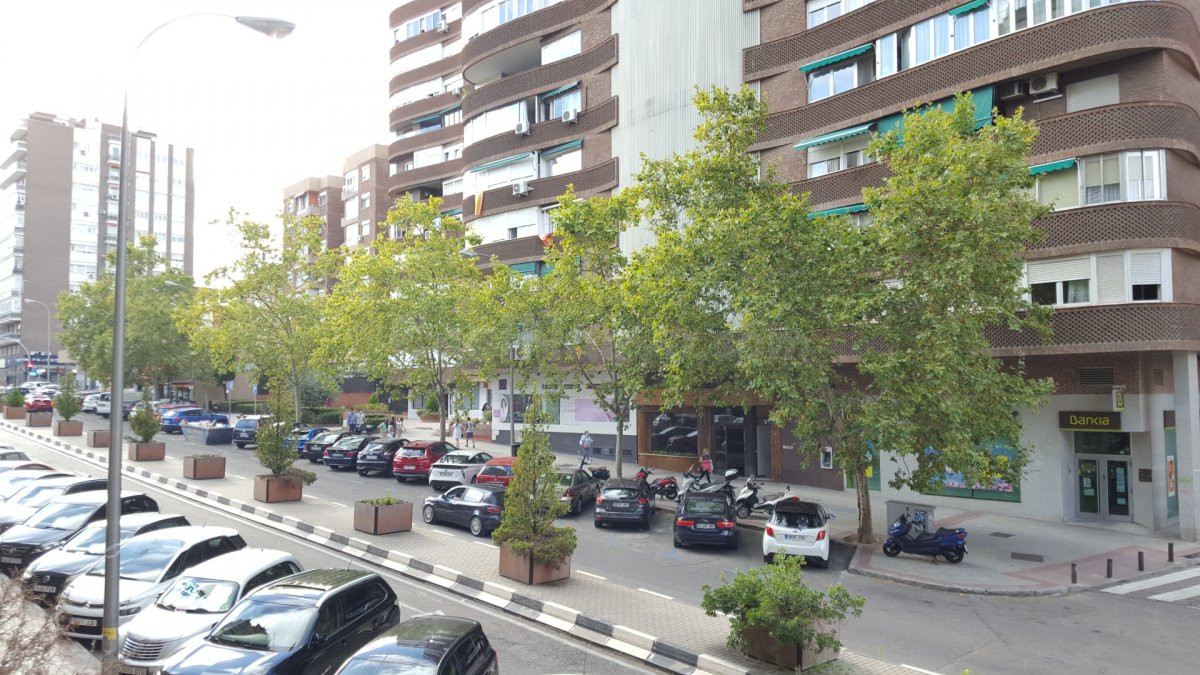 Terraza y vistas despejadas | convertible a 2 dorm en Bernabéu-Hispanoamérica