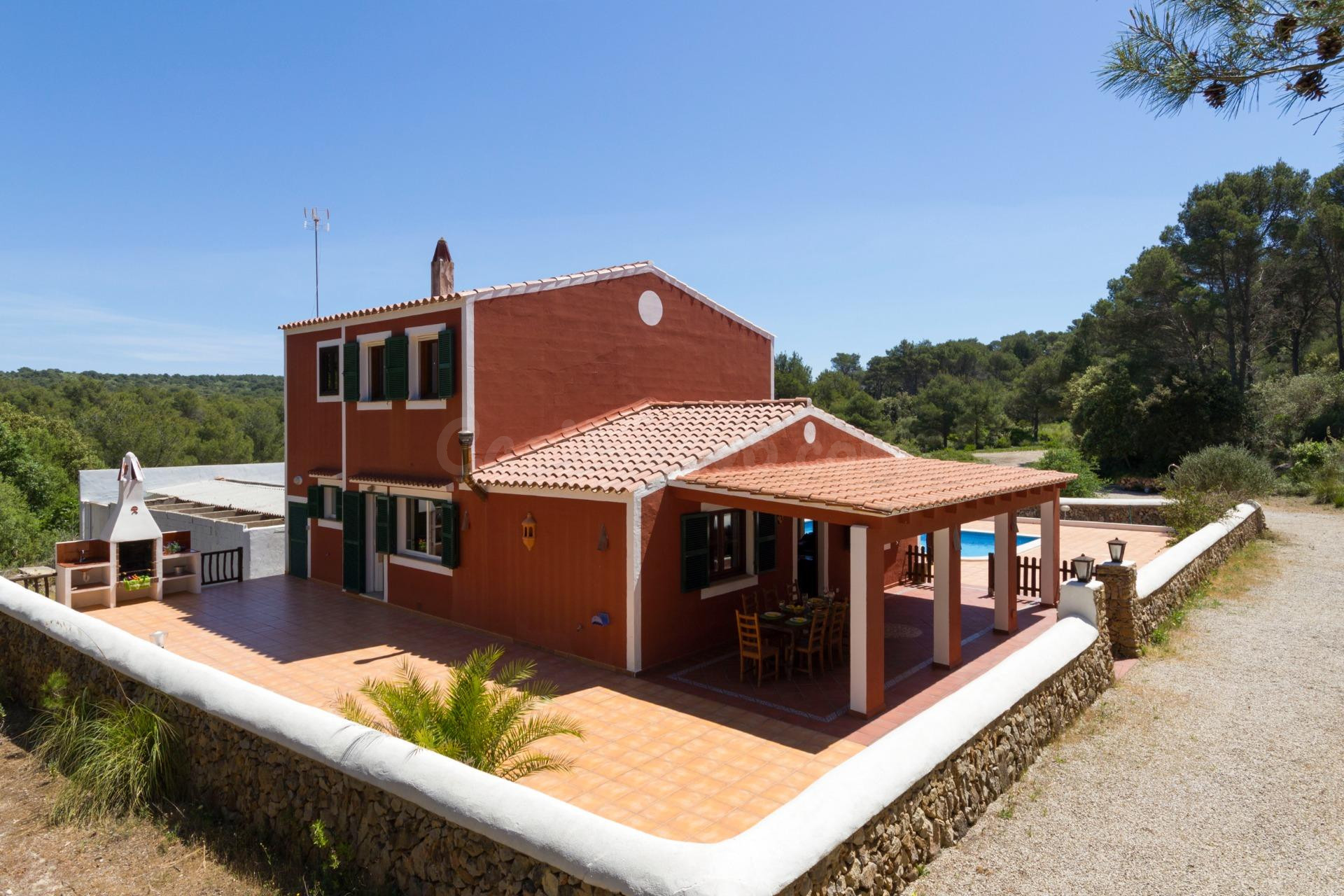ESPECTACULAR CASA DE CAMPO CON LICENCIA TURISTICA PARA 9 PER