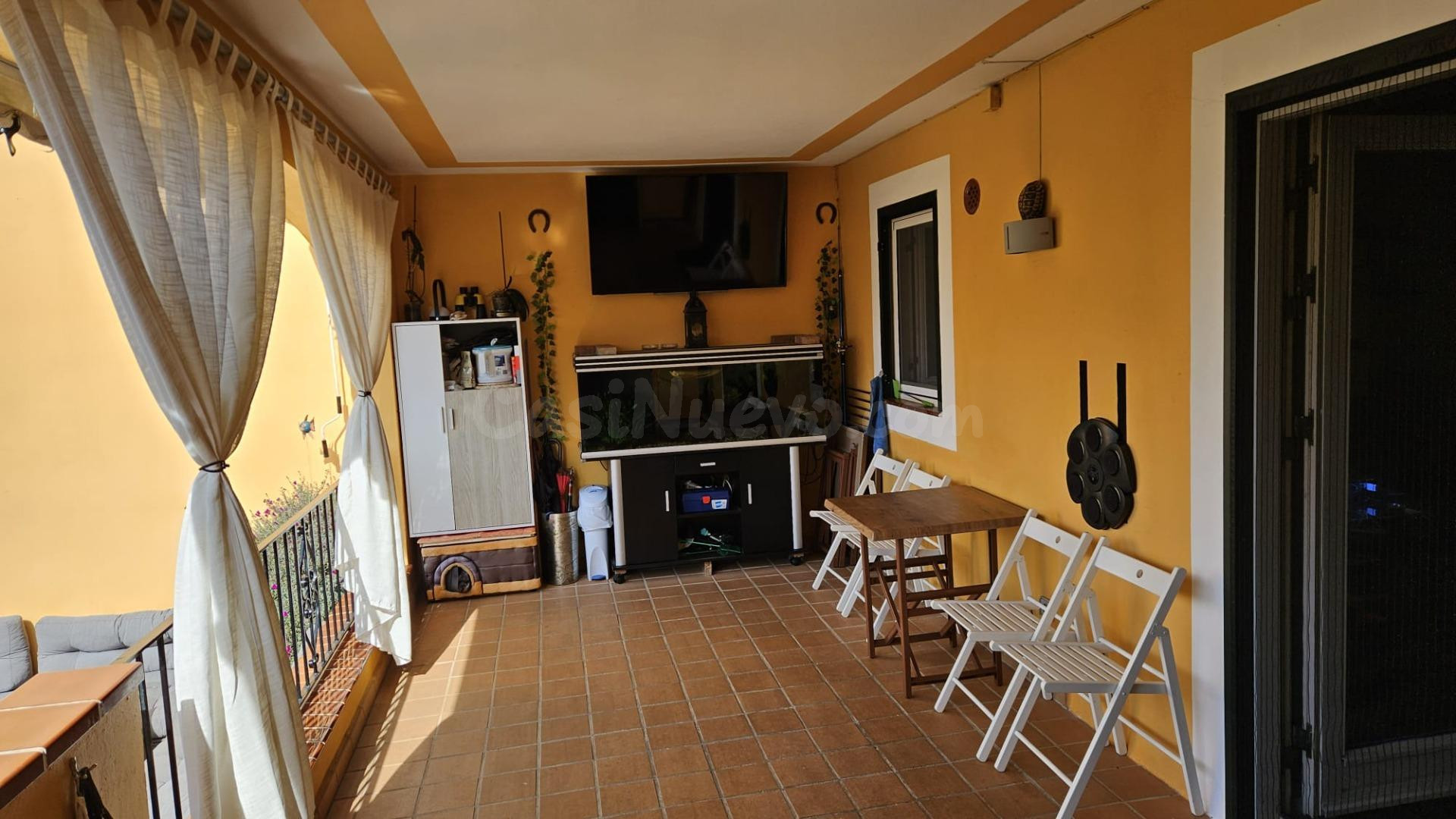 Apartamento con Jardín - foto 2