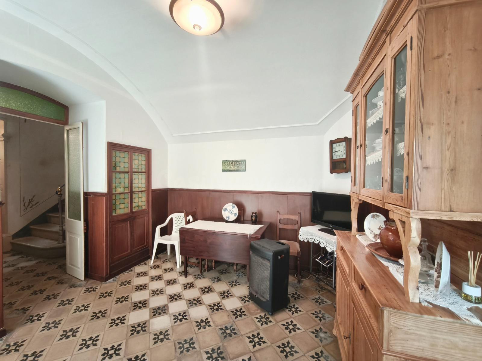CASA ENTERA CON PATIO - foto 4