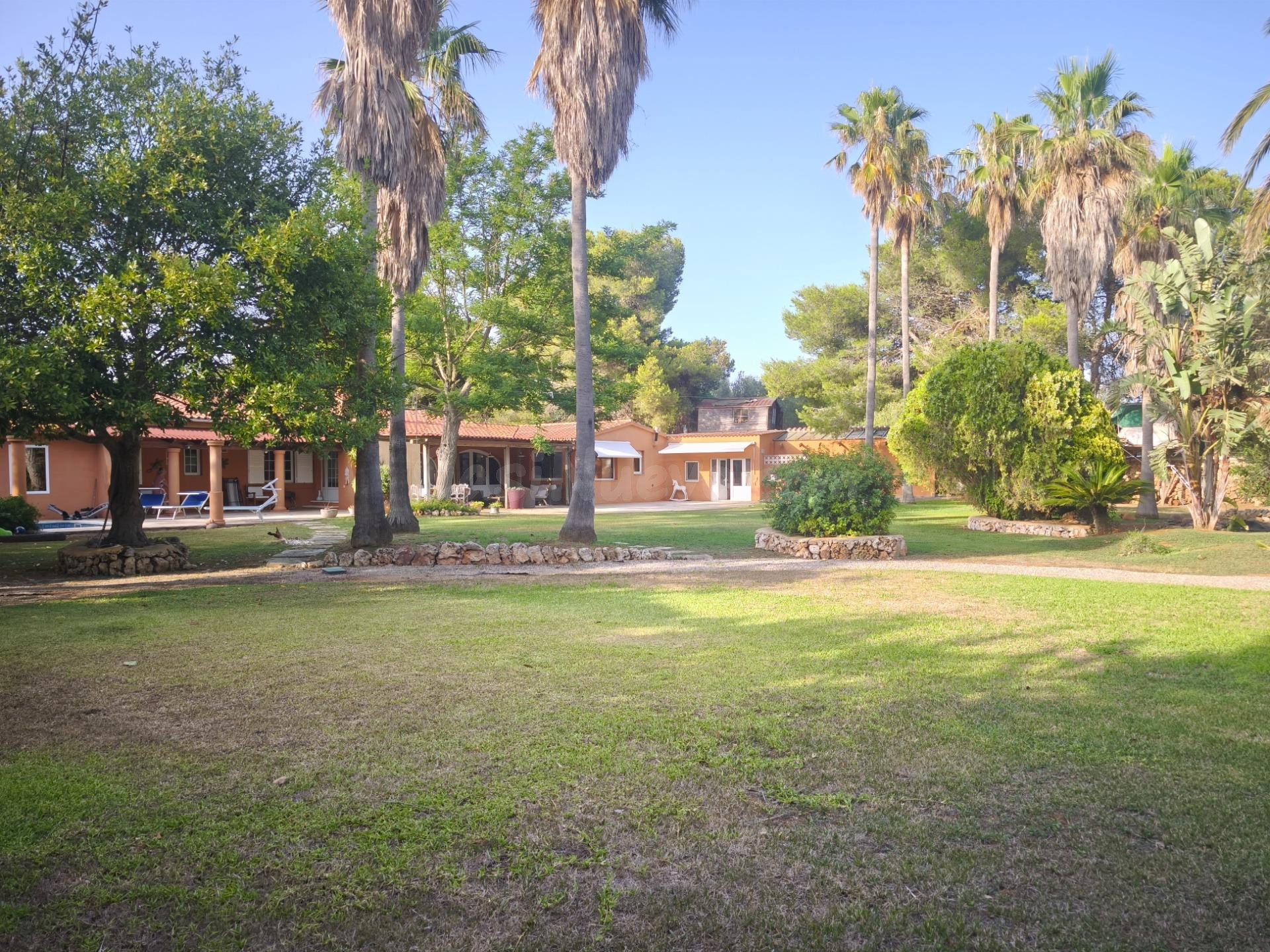 CASA DE CAMPO EN PARAJE INCOMPARABLE - foto 4