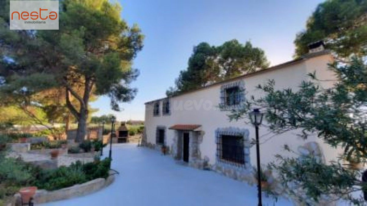Chalet de Lujo en Purias de 280 m2 y parcela de 7.000 m2.