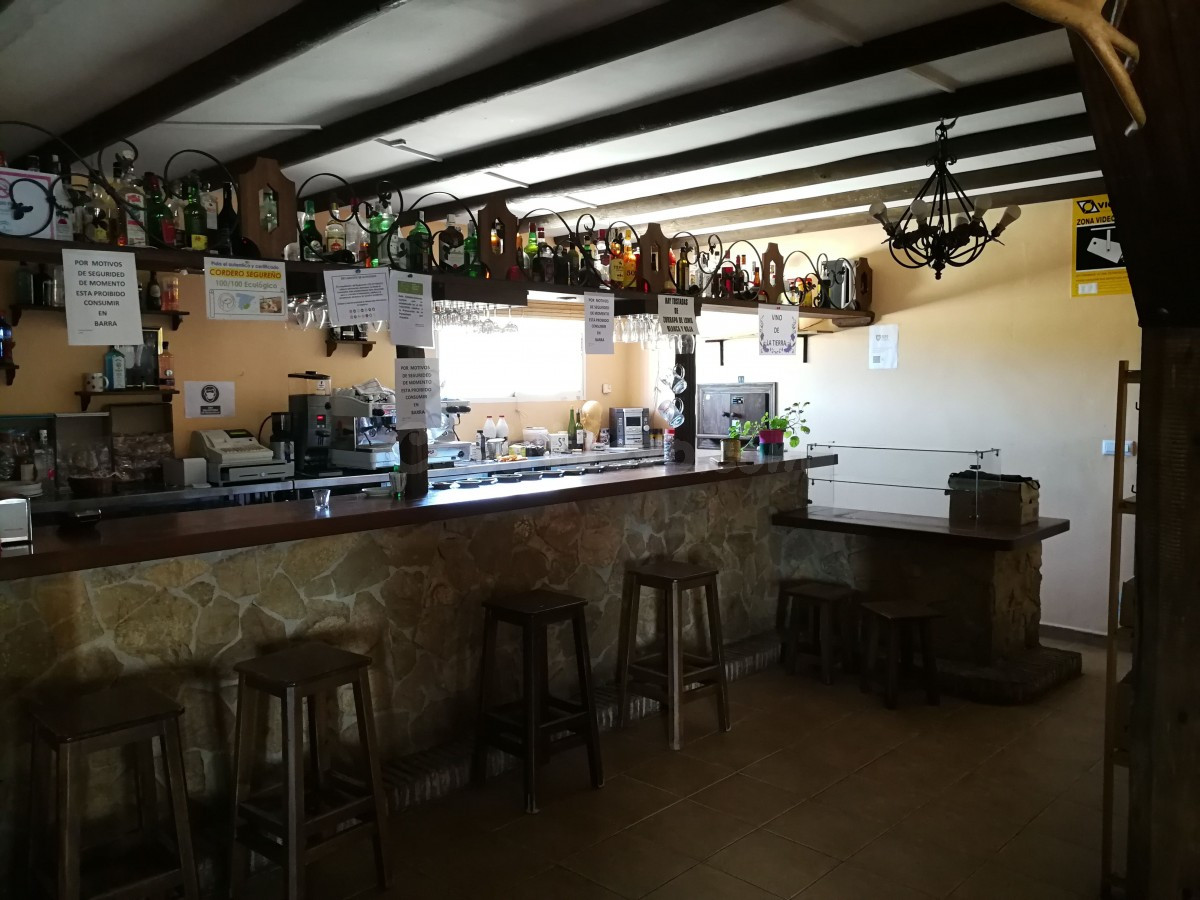 HOSTAL PARA EL DESCANSO CON ENCANTO Y BUEN ACCESO, EN SIERRA - foto 4