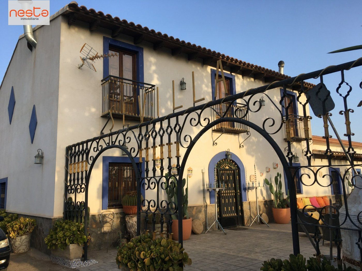 CORTIJO ESPECTACULAR CON JARDINES PUEDE SER PARA CASA RURAL O VIVIENDA HABITUAL