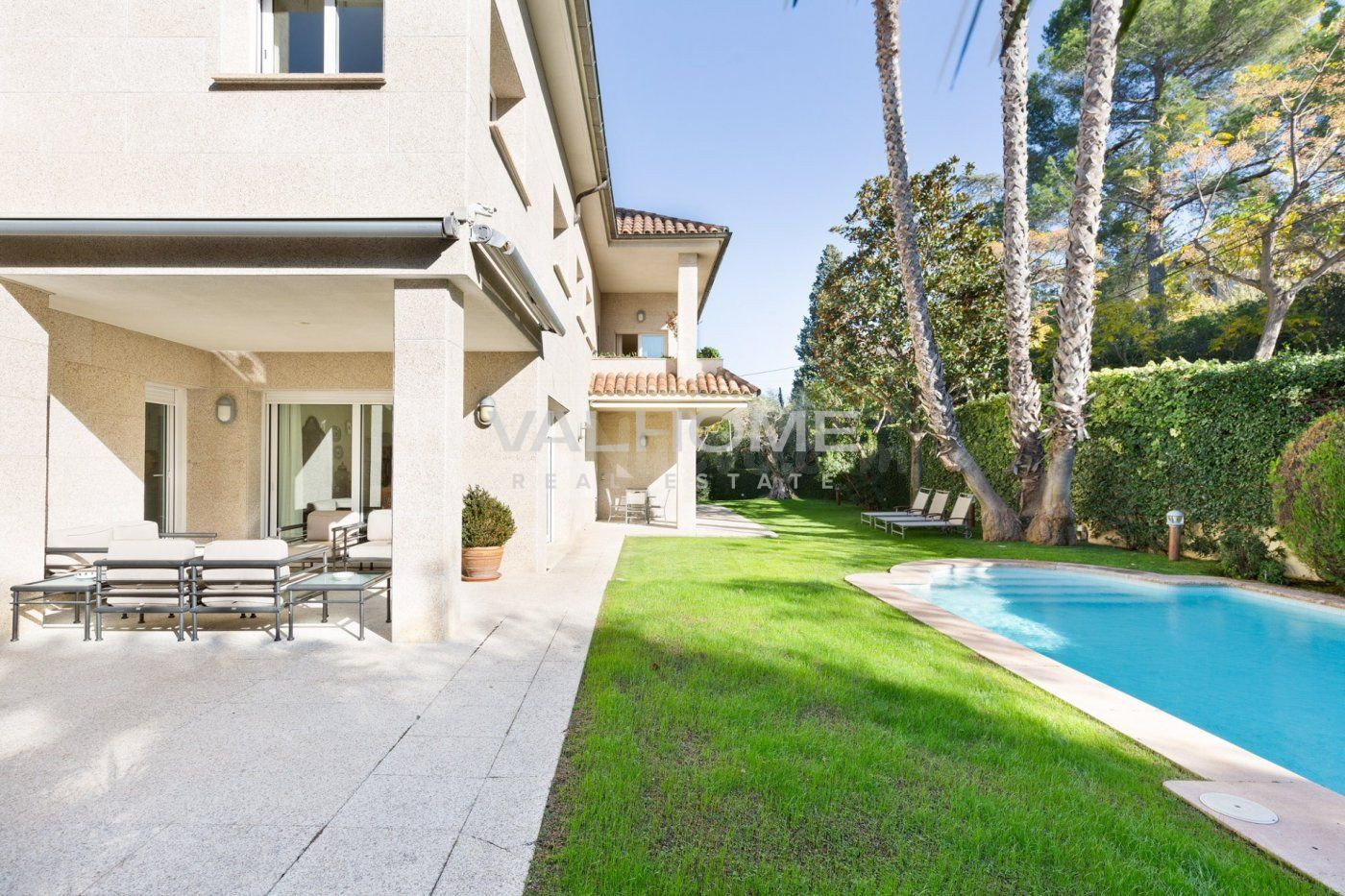 Señorial villa en la zona Eixample-Golf de Sant Cugat