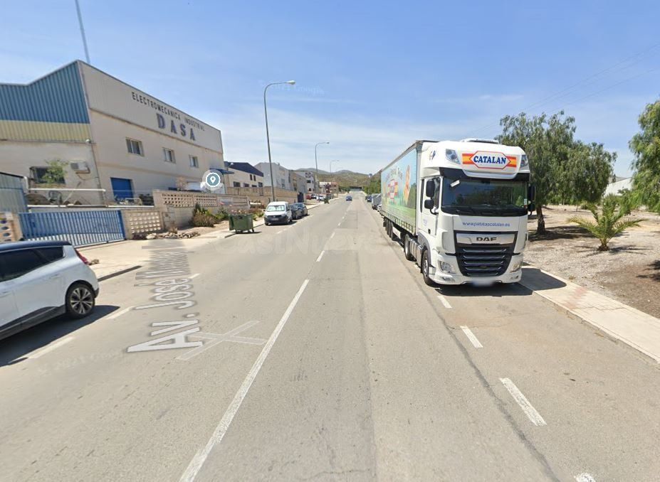 NAVE INDUSTRIAL EN SAPRELORCA