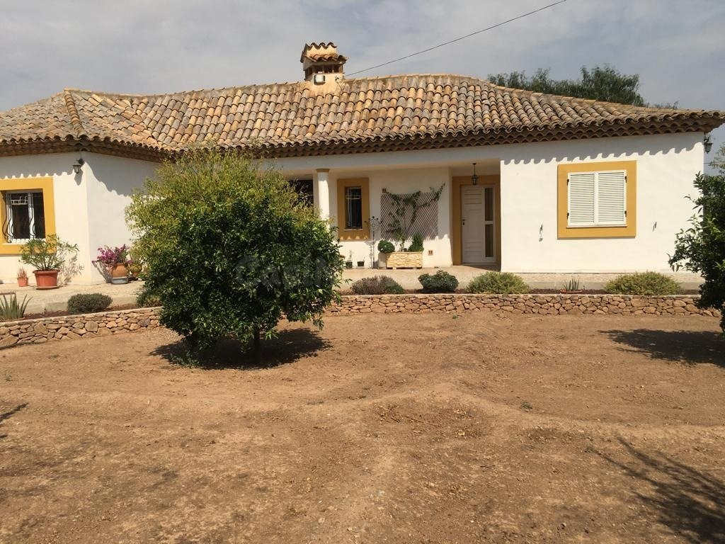 MARAVILLOSO CHALET EN PURIAS