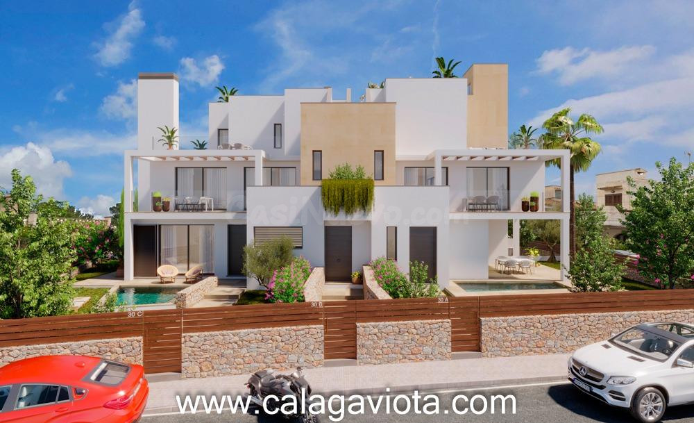 Planta baja de obra nueva con piscina en jardín - foto 3