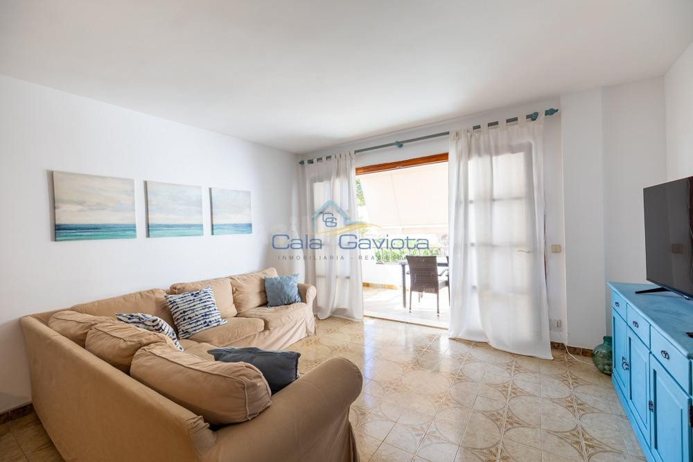 AMPLIO APARTAMENTO A UN PASO DEL MAR - foto 4