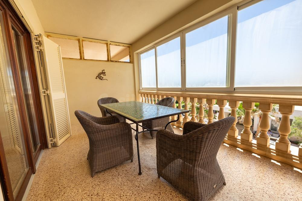 Espectacular piso con gran terraza y vistas al mar en Coloni - foto 3