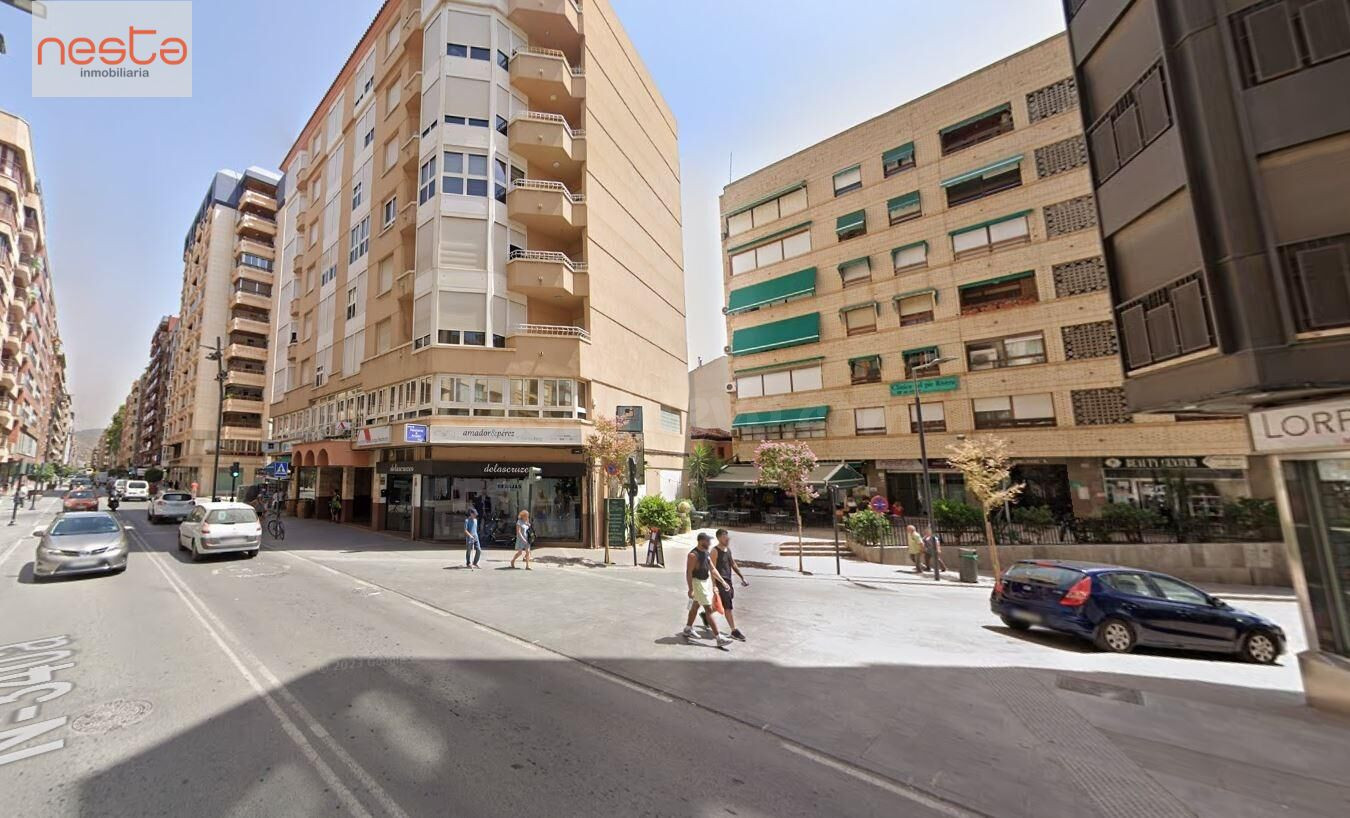 LOCAL COMERCIAL CENTRICO EN LORCA - ZONA PRIME